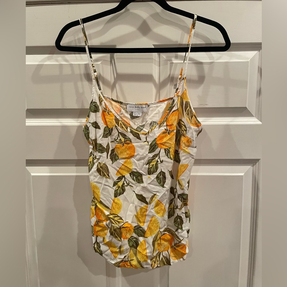 Never fully dress citrus pattern tank.